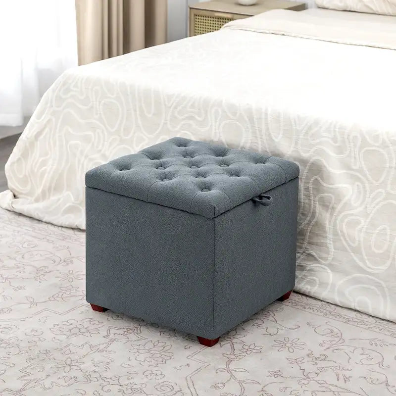 Quadratischer getufteter Stoffhocker mit abnehmbarem Tablettdeckel, blau