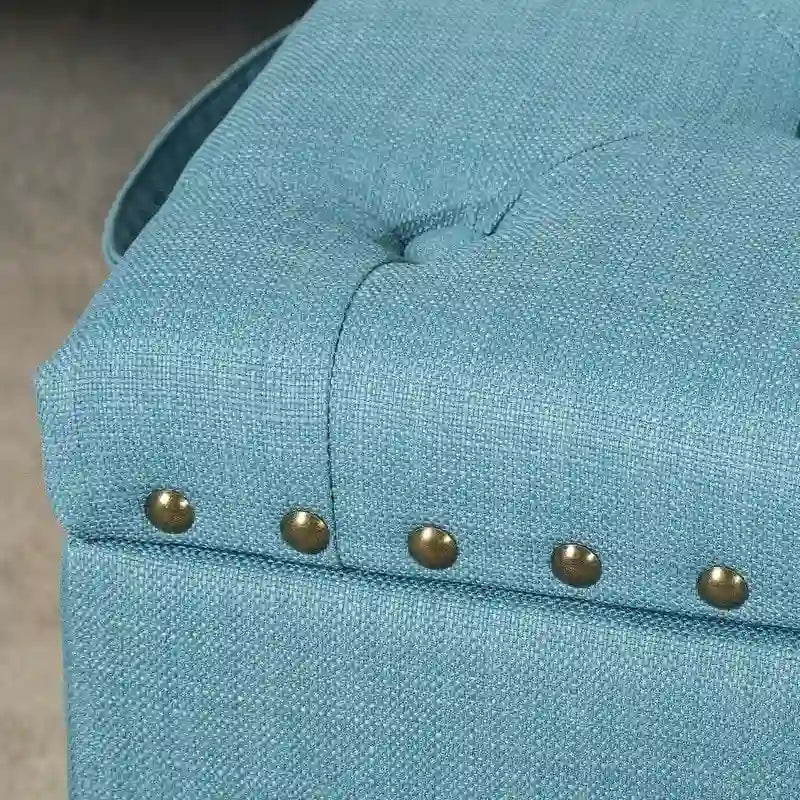Quadratischer getufteter Stoffhocker mit abnehmbarem Tablettdeckel, blau
