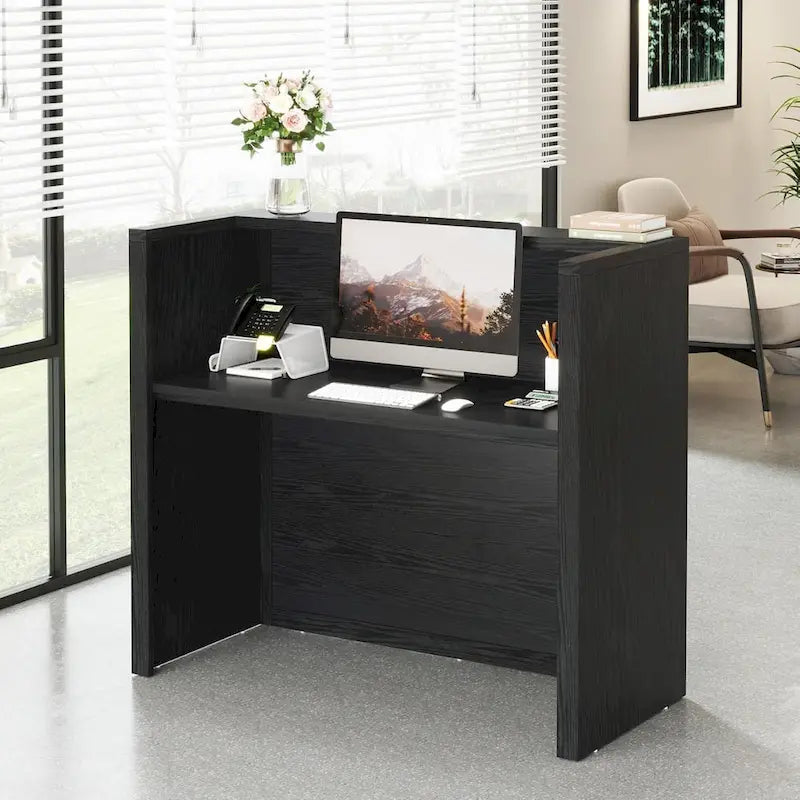 Bancone da reception in marrone noce e beige con pannello e foro passacavo