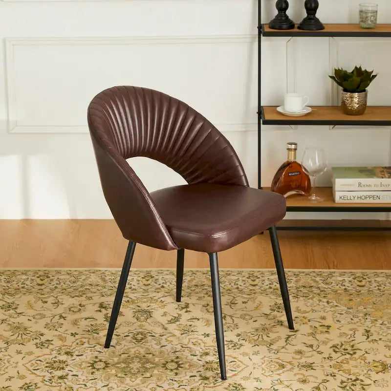 Gesteppter Esszimmerstuhl aus PU-Leder im Mid-Century-Modern-Stil mit schwarzen Metallbeinen